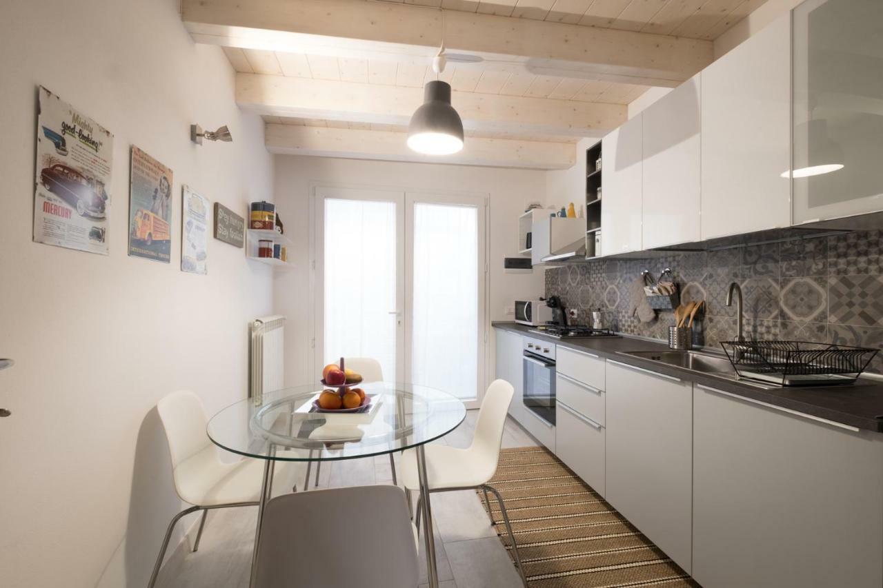 Happy House Appartement Viareggio Buitenkant foto